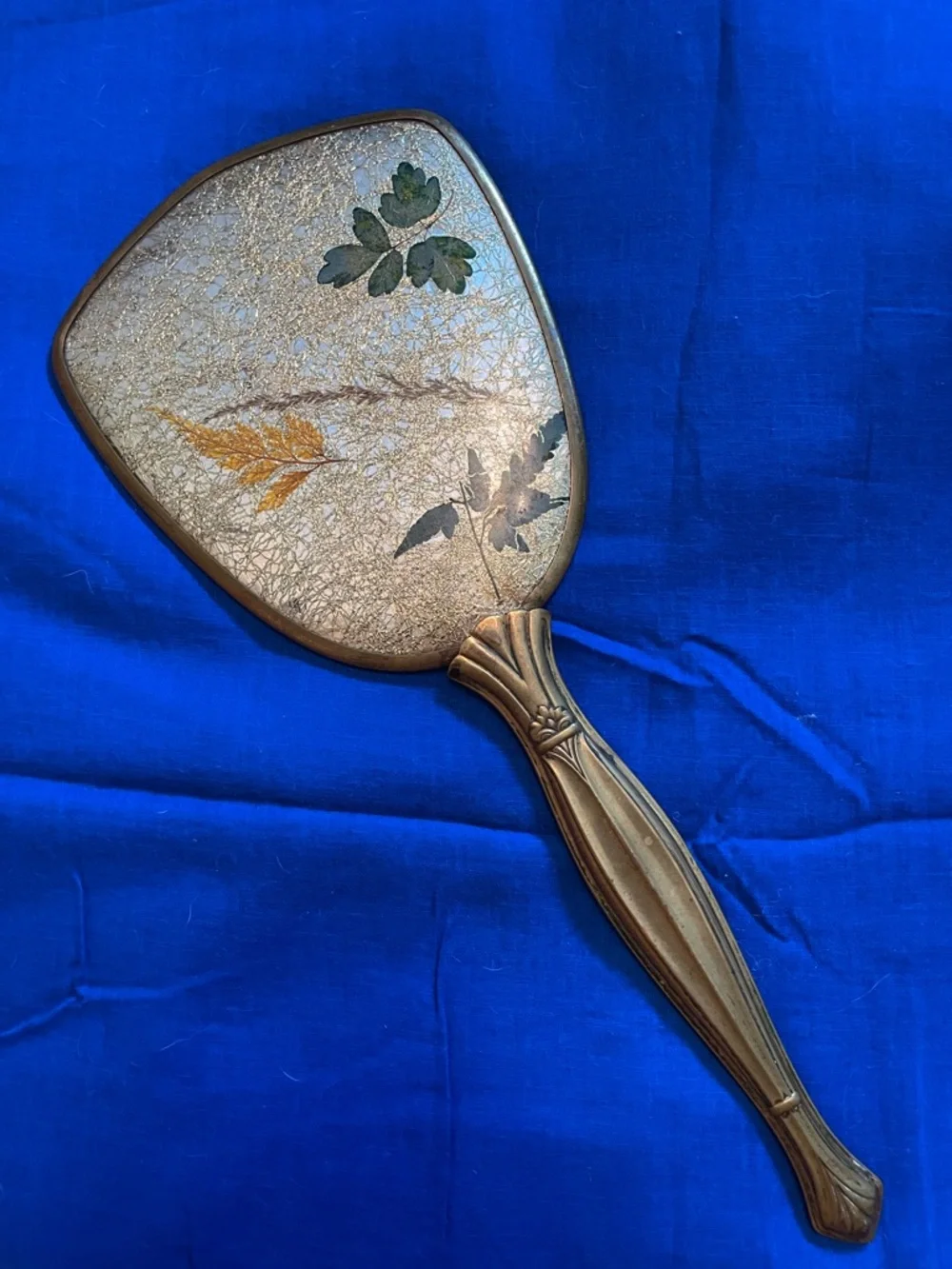 Vintage dried leaves handheld mirror
